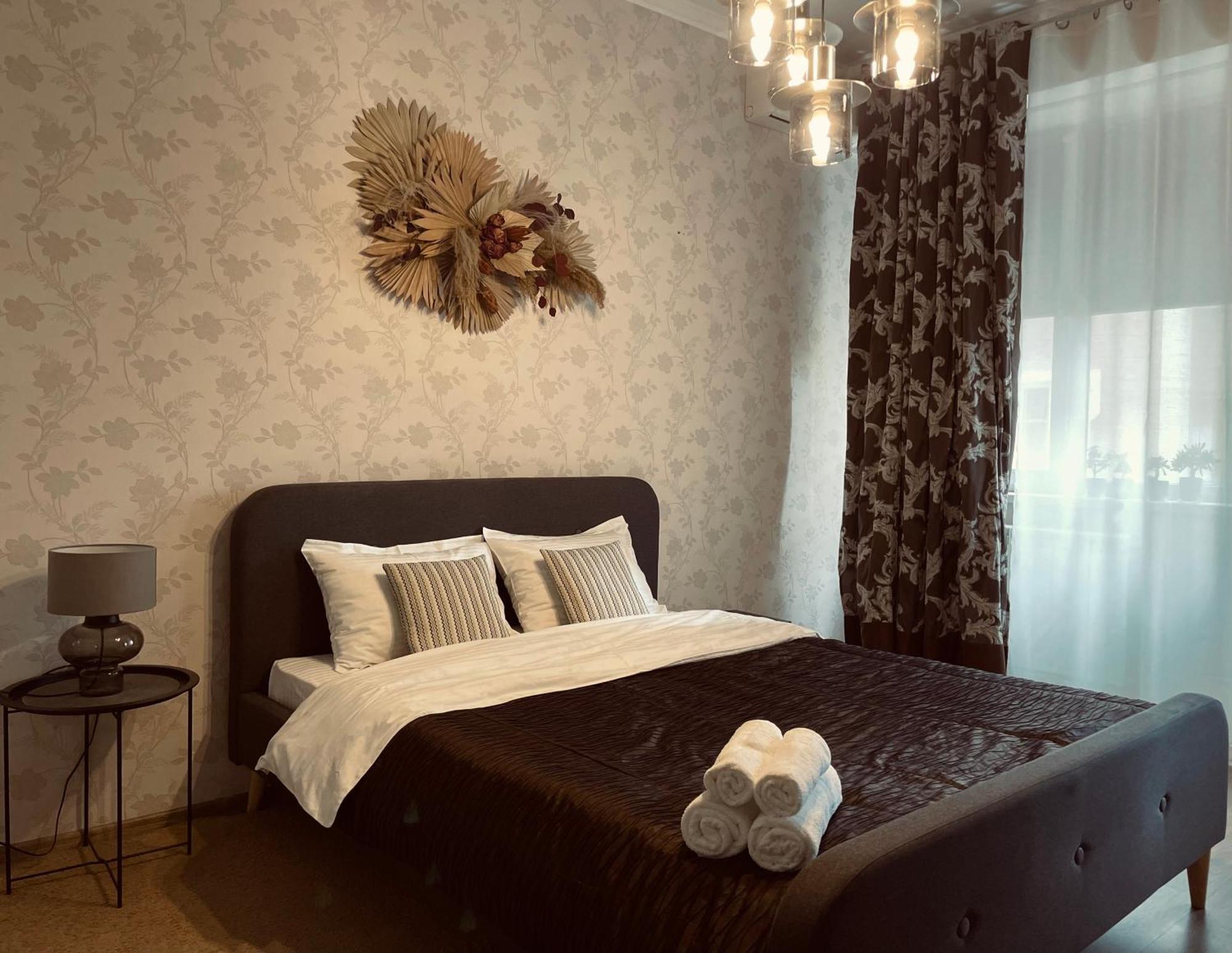 Apartment Center 1